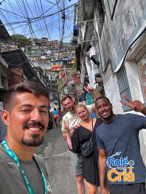 Rio de Janeiro: Rocinha Favela guided tour - The lookout moment: why this stop can define the whole tour
