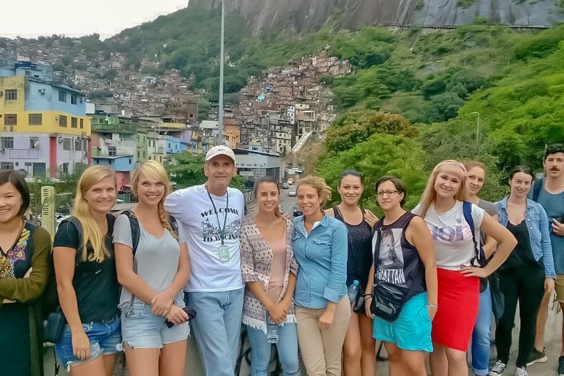 Rio de Janeiro: Rocinha Favela Walking Tour with Local Guide - Safety, Respect, and the Sunglasses Rule