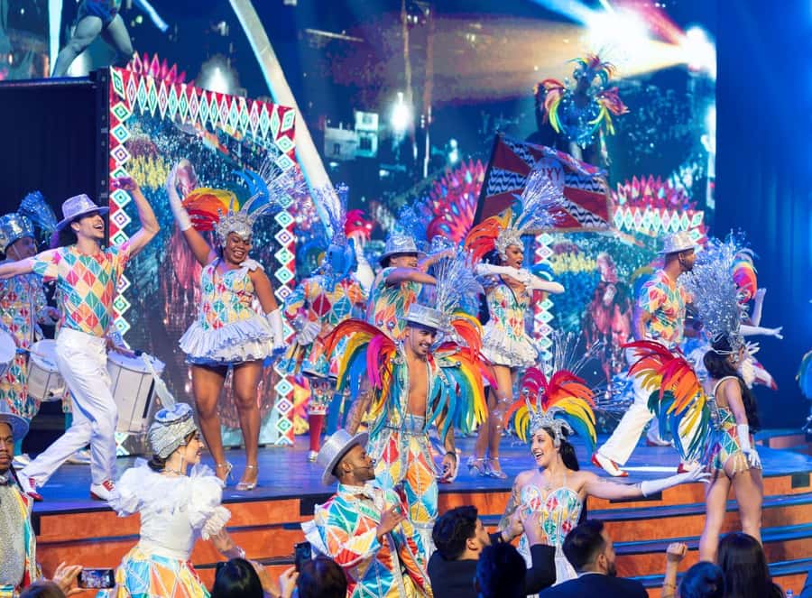 Rio de Janeiro: Roxy Dinner Show with Hotel Pickup - Key highlights at a glance