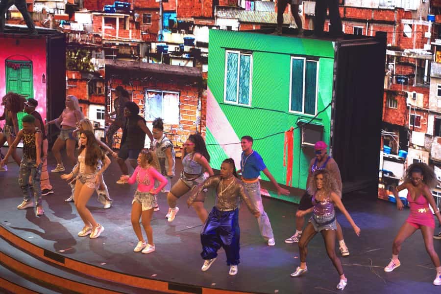 Rio de Janeiro: Roxy Dinner Show with Hotel Pickup - Hotel pickup in Copacabana, Ipanema, Leblon, and Leme