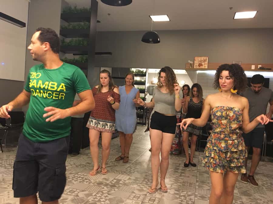 Rio de Janeiro: Samba Class and Samba Night Tour - Live Music and the Dance Floor: What the Club Time Feels Like