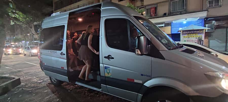 Rio de Janeiro: Samba Class and Samba Night Tour - Monday in Ipanema: Street-Party Samba Energy