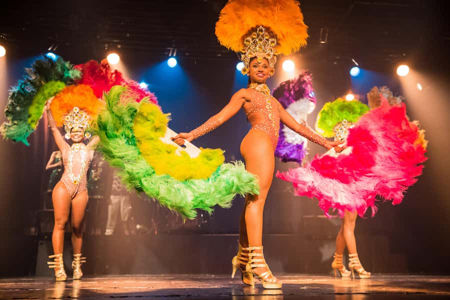 Rio de Janeiro: Samba Show Admission & Transfer - Dinner at Churrascaria: good meat, rushed pacing, and watch the drinks