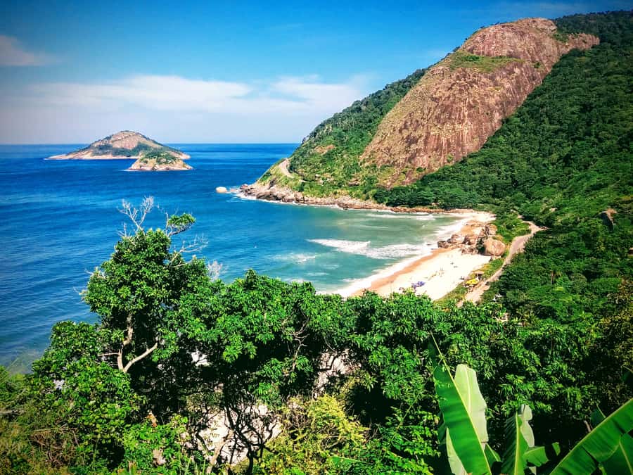 Rio de Janeiro Secluded Beaches: Hike+Swim Prainha & Grumari - Picking the Right Day (and the Right Mindset)