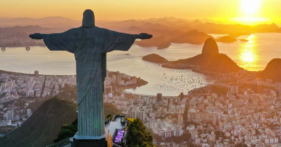 Rio de Janeiro: Skip-The-Line Christ Redeemer Private Tour - The Tijuca Forest train ride: the scenic approach you’ll feel good about