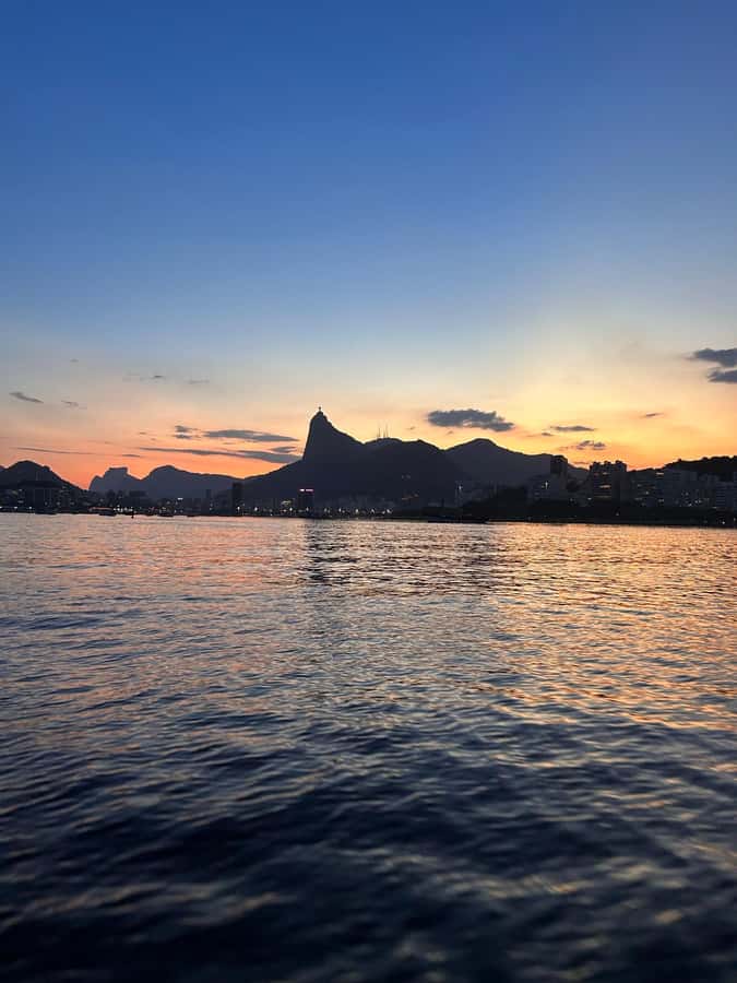 Rio de Janeiro: SpeedBoat Tour - Sunset with Beer - Rio’s sunset, but from the water (and why that matters)