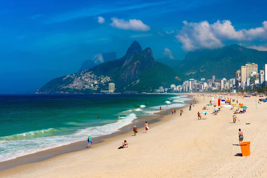 Rio de Janeiro: Sugarloaf Mountain & Beaches Half-Day Tour - Sugarloaf Mountain Cable Car: The View That Makes the Trip Worth It