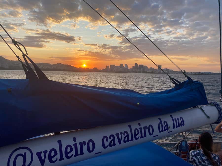 Rio de Janeiro: Sunset Sailboat Tour with Open Bar - The Views: Christ the Redeemer and Flamengo from Sea Level