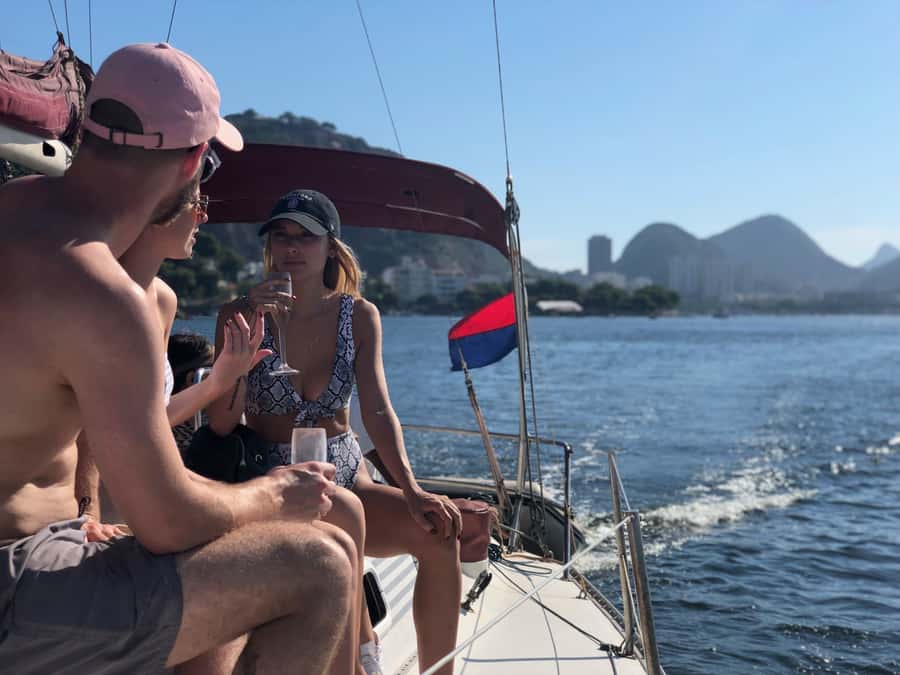 Rio de Janeiro: Sunset Sailing Tour - Small group sailing with guides like Clarisse and Karina: the human part of the tour