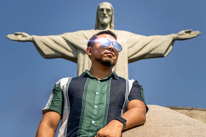Rio DE Janeiro SUV Private City Tour : avoiding crowds and clouds - Corcovado and Christ the Redeemer: the view stop that needs weather