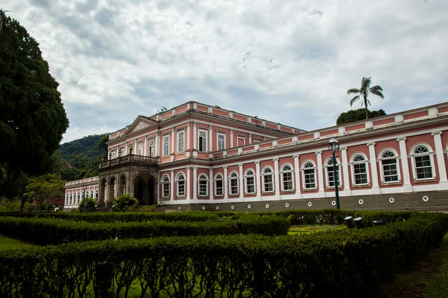 Rio: Petrópolis Guided Cultural City Day Tour with Pickup - Inside the Imperial Palace: seeing monarchy as everyday life