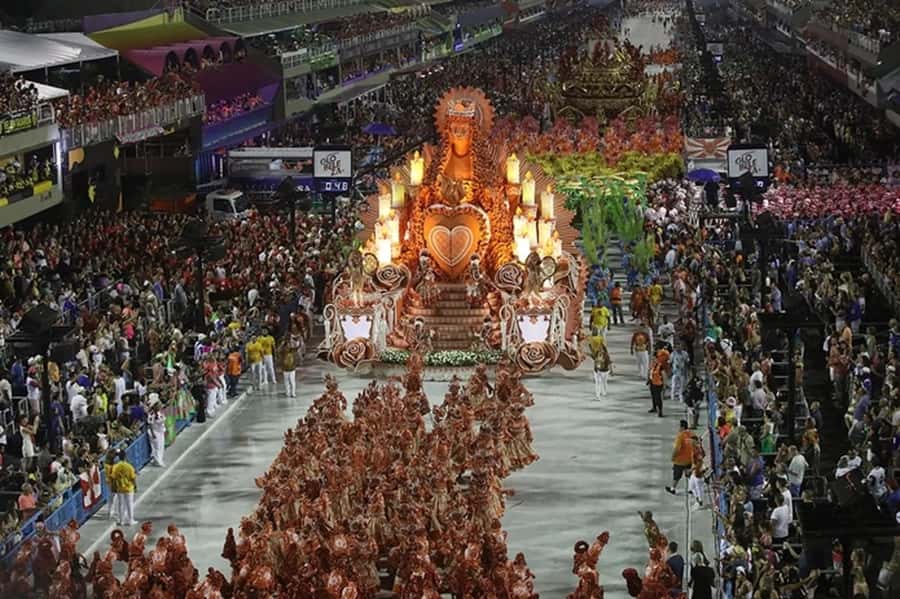 Rio: Premium Carnival Seating with Food, Drinks, & Transfers - VIP Camarote in the Sambadrome: what you’re actually buying