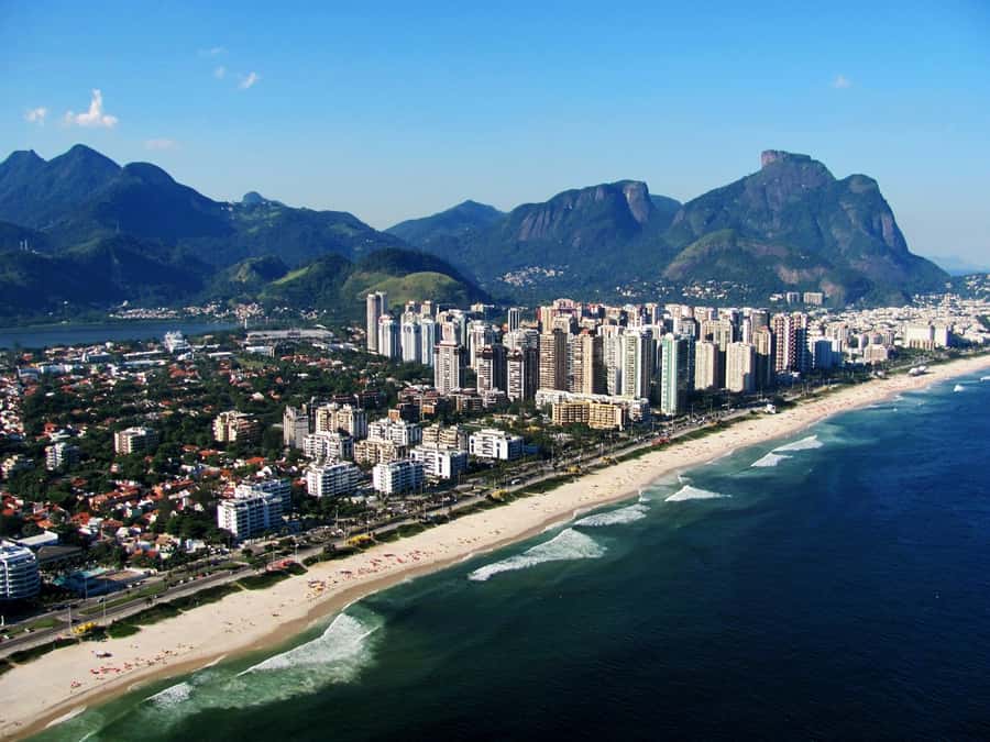Rio's Best Hidden Beaches Small Group Tour - São Conrado: Beachfront Views With Free-Flight Landings