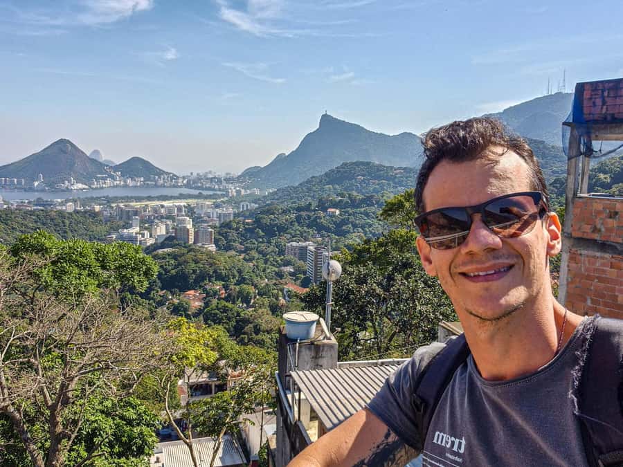 Rocinha Jeep Tour: A Journey into the Soul of the Favela! - Jeep / SUV panoramic ride: views from the roads inside Rocinha