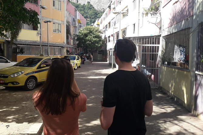 Rocinha Local Tour - Walking down Rocinha: the learning part happens on the move