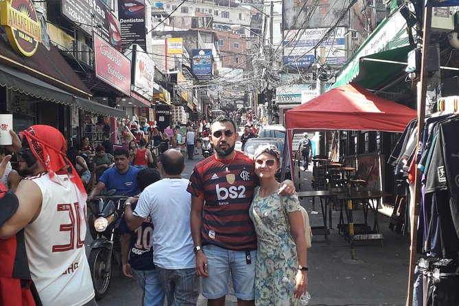 Rocinha Local Tour - Souvenir shopping that’s tied to giving back