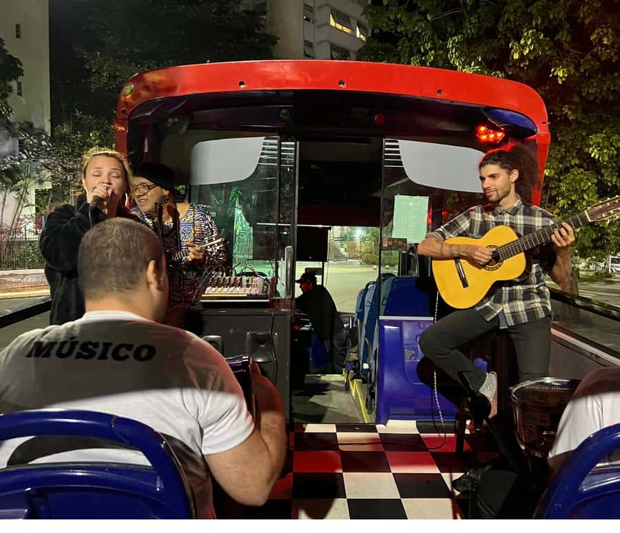 Skyline Night Tour Rio de Janeiro - Panoramic City Tour Rio Samba Bus - On-Board Bar and Drinks: Budgeting Beyond the $30