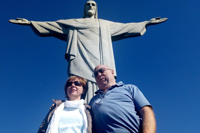 Tailor made tour - A Drive Through Favela Life: The Salocin Tour
