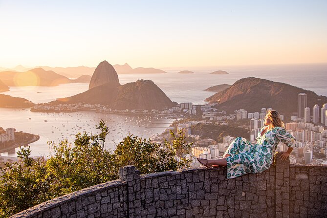 Tour to Mirante Dona Marta at sunrise with guide and photos! - Cloudy morning strategy: still go, but don’t expect magic light