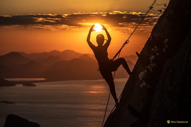 Trail and Rappel on Morro Dois Irmãos - Rappelling on Morro Dois Irmãos: Safety, Training, and Control