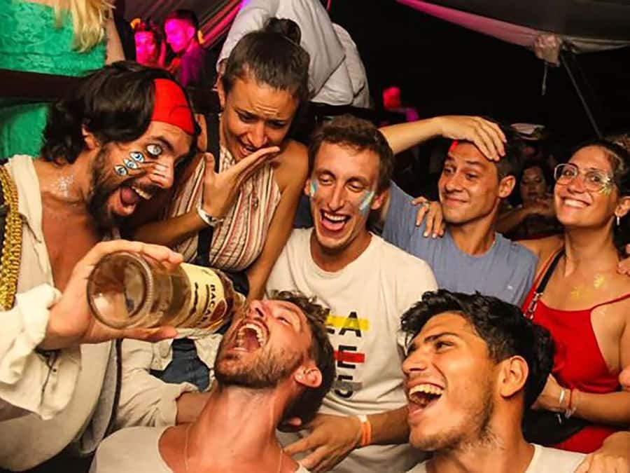 Unforgettable Boat Party - The party format: guided marina time, then DJ-led dancing
