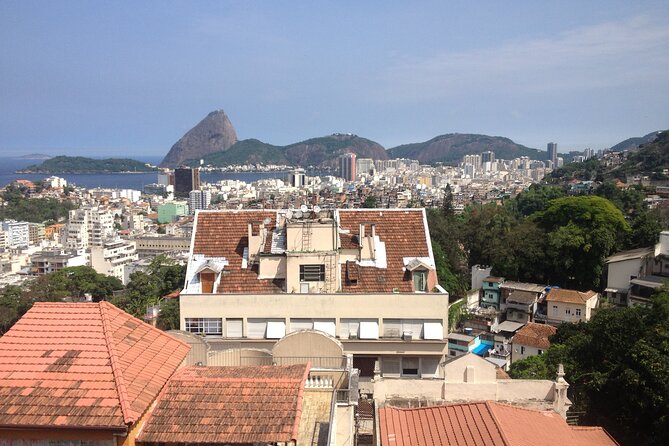 Walking tour of the bohemian neighborhoods of Santa Teresa and Lapa - Santa Teresa meets Lapa: why this walk makes sense